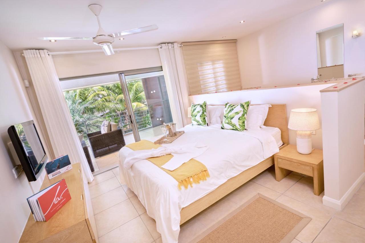 Bon Azur Beachfront Suites & Penthouses With Lov Trou-aux-Biches Exteriér fotografie